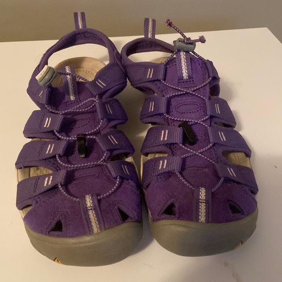 Keen Shoes Keen Sandals Size 9 Poshmark